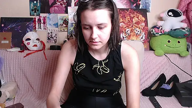 AliceChio online show from 12.04.25