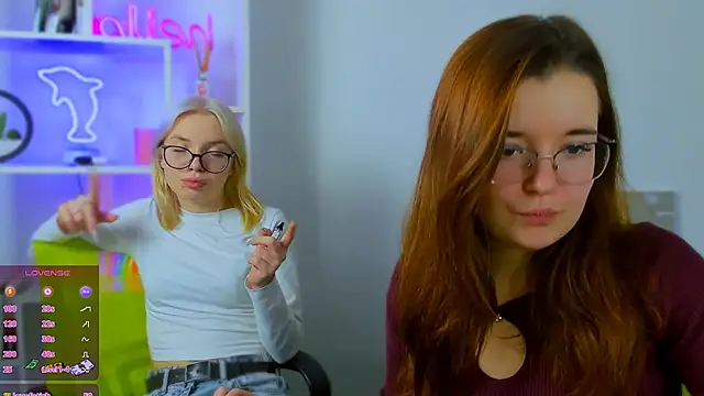 nika-still online show from 12.18.25