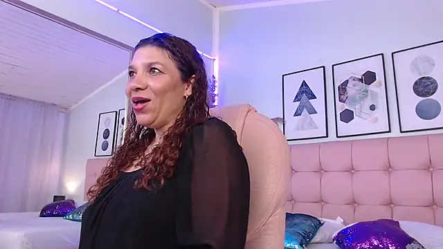 Serena Houstonn online show from 04.20.26