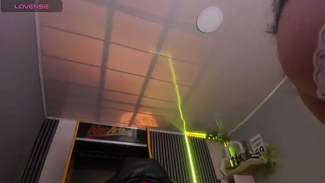 Jenie fire  online show from 12.04.25