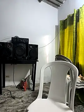 giannis090 online show from 10.16.25