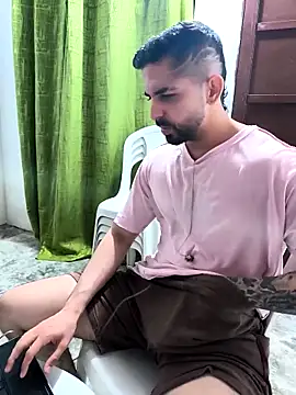 giannis090 online show from 03.08.26