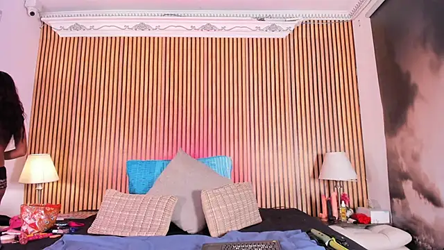 keeyla stone online show from 09.12.25