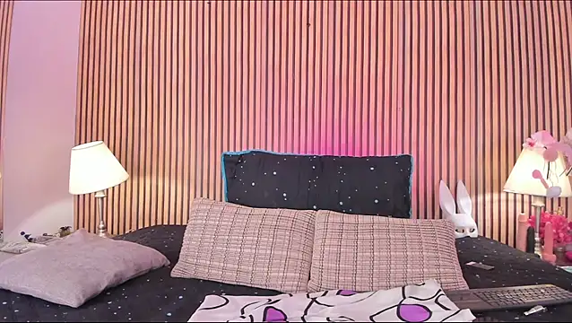 keeyla stone online show from 11.03.25