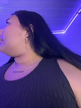 Snapshot of Nicky-222 chatting on 11.25.25 Nicky-222 online show from 11.25.25