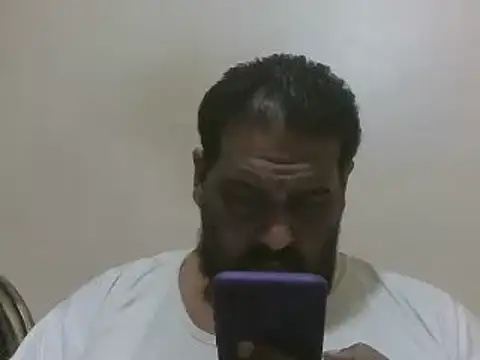 Snapshot of elpoop7305 chatting on 12.18.25 elpoop7305 online show from 12.18.25