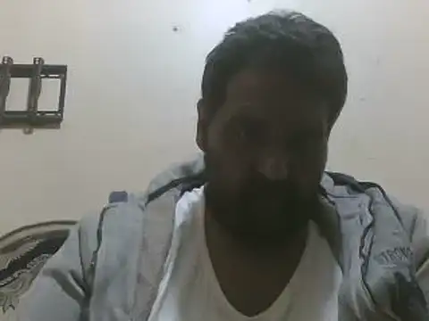 Snapshot of elpoop7305 chatting on 01.16.26 elpoop7305 online show from 01.16.26