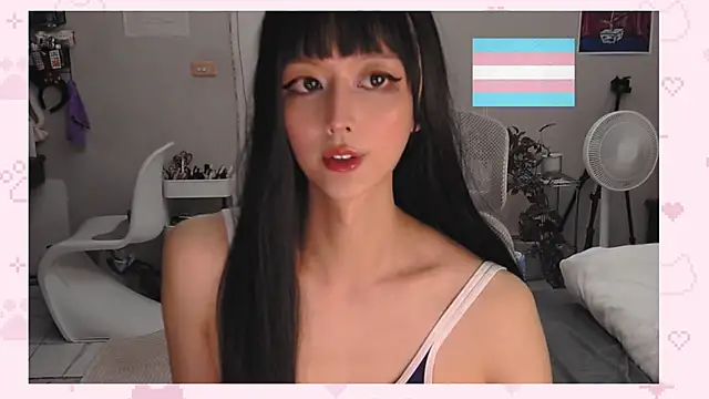 Snapshot of tgirl_rara chatting on 11.02.25 tgirl rara online show from 11.02.25