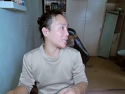 YourNikkieXxx online show from 12.04.25