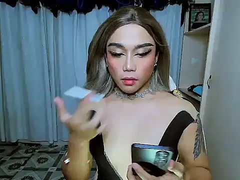 YourNikkieXxx online show from 01.13.26