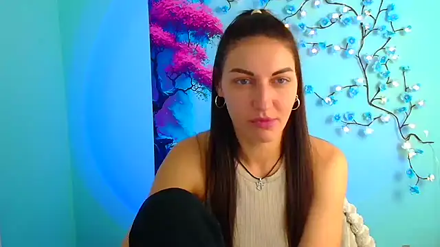 Aurora Loveu online show from 11.10.25