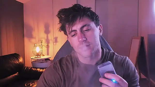 Oscar Miller  online show from 09.16.25