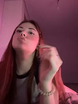 M31issa Cherry online show from 01.11.26