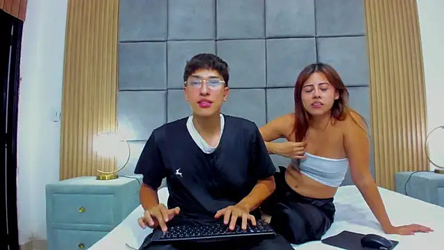 ChanellandMax online show from 11.01.25