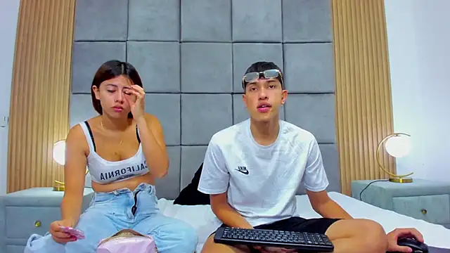 ChanellandMax online show from 11.06.25