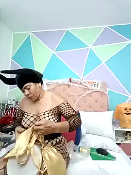 Morenaza6420 online show from 10.29.25