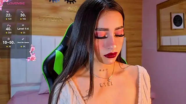 Abril Velvet a  online show from 11.29.25