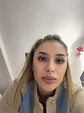 KaseyQuinn  online show from 12.05.25