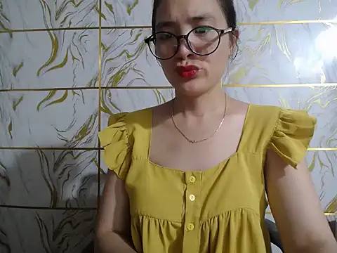 Snapshot of Lyzizi_lovely09 chatting on 06.29.26 Lyzizi lovely09 online show from 06.29.26