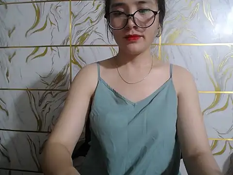Snapshot of Lyzizi_lovely09 chatting on 07.10.26 Lyzizi lovely09 online show from 07.10.26