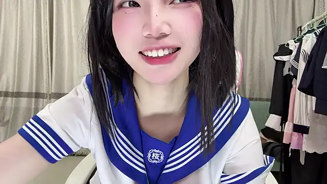 Yiyi-707 online show from 10.20.25