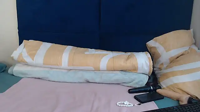 Sexy-Momo online show from 12.19.25