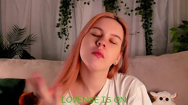 ElizSpieth online show from 10.10.25