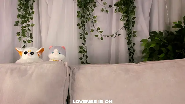 ElizSpieth online show from 10.24.25