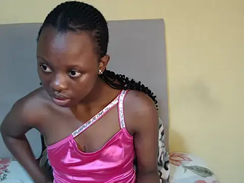 SexyKatLady18 online show from 04.15.26