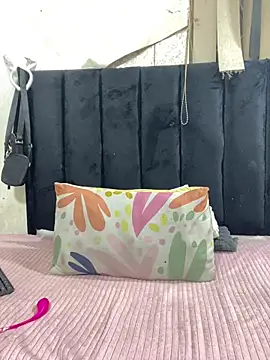 LonelyQueenxx25 online show from 03.08.26