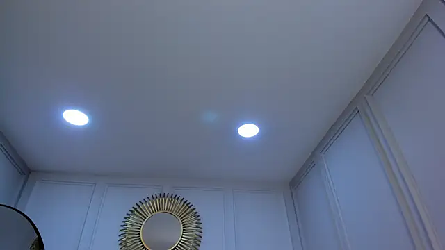 Snapshot of CharlotteBrownn_ chatting on 11.27.25 CharlotteBrownn online show from 11.27.25