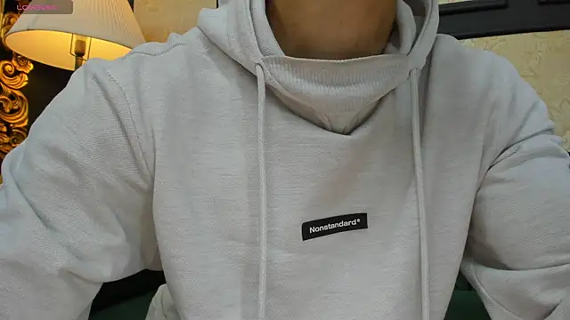 AlessandroKiing online show from 04.17.26