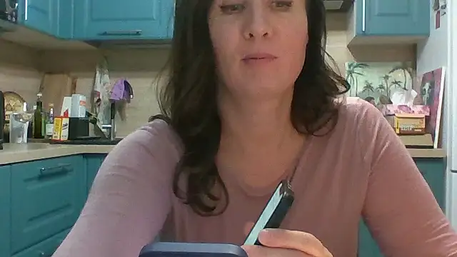 ALICAINWONDERLAND online show from 12.15.25