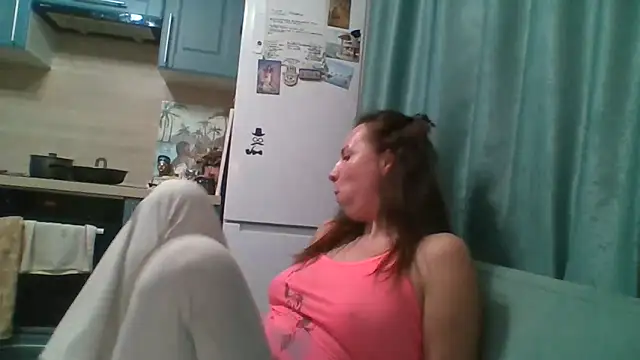 ALICAINWONDERLAND online show from 04.18.26