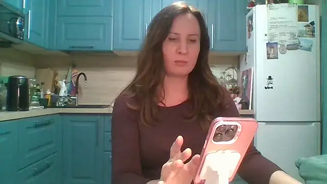 ALICAINWONDERLAND online show from 04.19.26