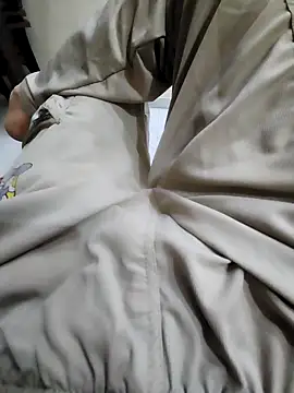 Snapshot of coupleyug chatting on 09.16.25 coupleyug online show from 09.16.25