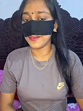Snapshot of 2am_Deshi chatting on 09.10.25 2am Deshi online show from 09.10.25