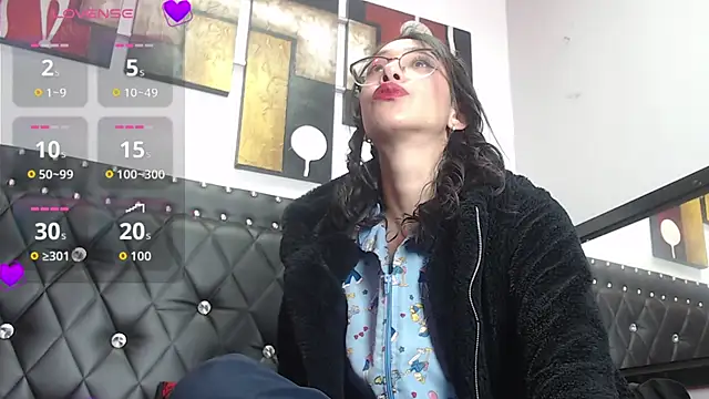 Snapshot of Engeelll chatting on 03.19.26 Engeelll online show from 03.19.26