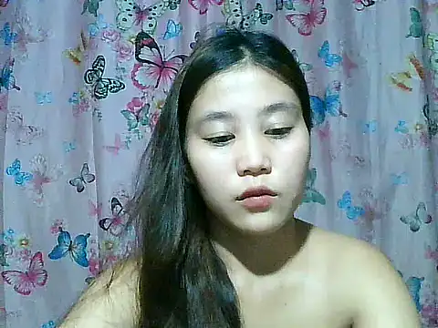 Snapshot of SexyAsianPussy4u chatting on 07.17.26 SexyAsianPussy4u online show from 07.17.26