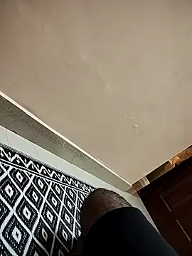 Snapshot of Mr_Batting_Man chatting on 10.16.25 Mr Batting Man online show from 10.16.25