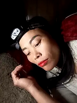 CoMay003 online show from 11.17.25