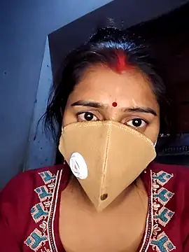 Snapshot of SHABNAM_G chatting on 12.14.25 SHABNAM G online show from 12.14.25