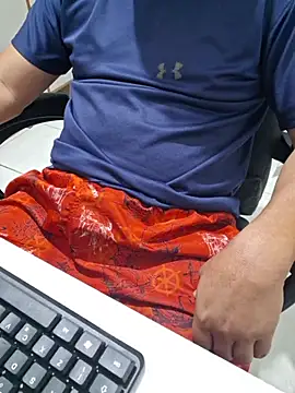 Carloskasado online show from 12.04.25