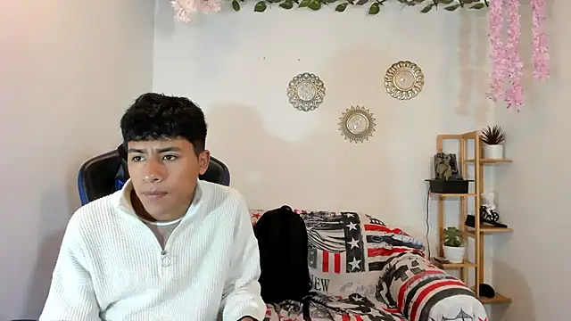 Snapshot of sebas_boys577 chatting on 10.10.25 sebas boys577 online show from 10.10.25