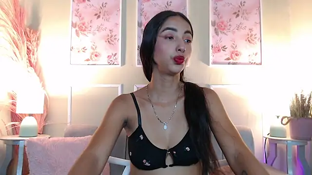 Snapshot of MilkyLally chatting on 02.12.26 MilkyLally online show from 02.12.26