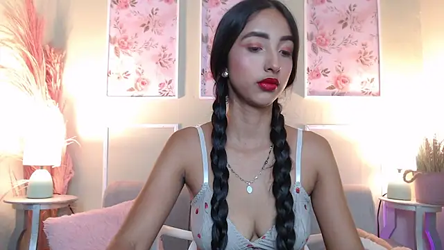 Snapshot of MilkyLally chatting on 02.16.26 MilkyLally online show from 02.16.26