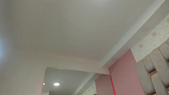 cloe spencerr online show from 10.31.25