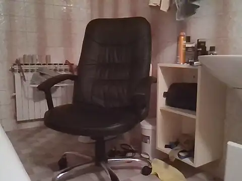 Snapshot of bdsmfreaks12 chatting on 11.13.25 bdsmfreaks12 online show from 11.13.25