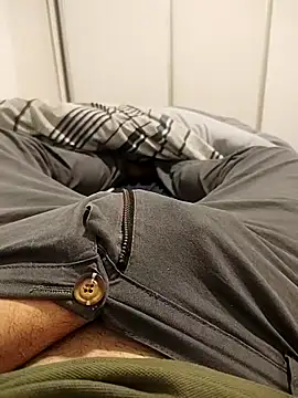 Snapshot of Neperianoo chatting on 10.04.25 Neperianoo online show from 10.04.25