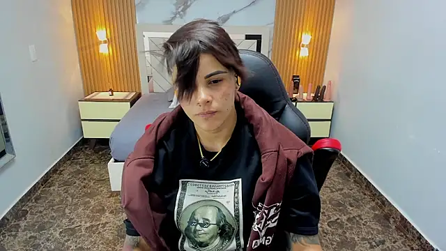 KAROLLJONES1 online show from 02.09.26